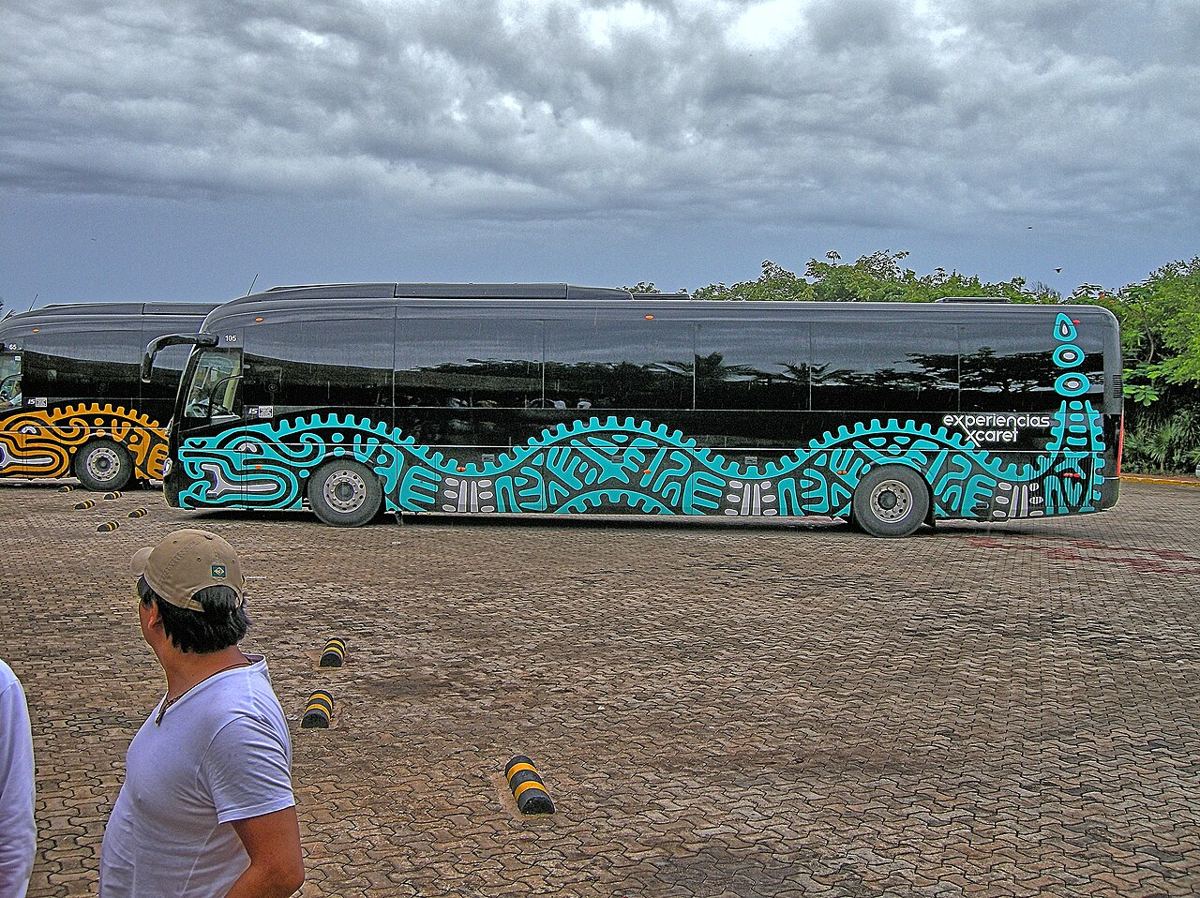 Boleto al Parque Xel-Há con comida y barra libre